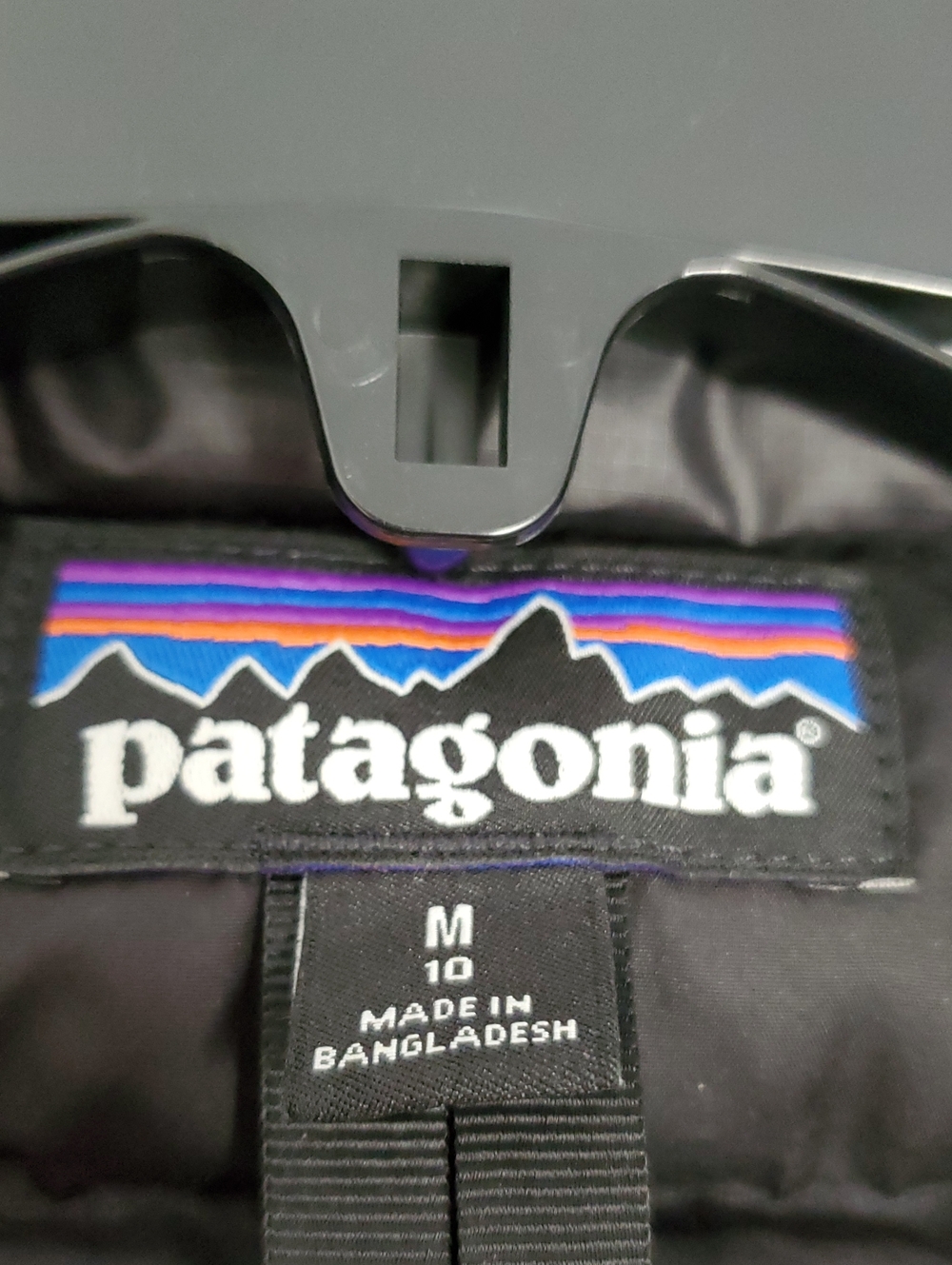 PATAGONIA Black Quilted Down Vest - KIDS - Picture 2 of 5